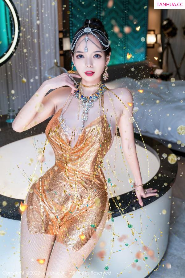 大美媚京  [XiuRen]高清写真图 2022.09.08 No.5559 大美妞儿第6张图片